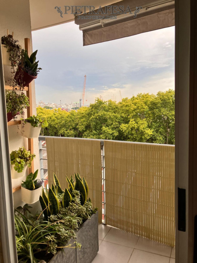 Apartamento ID.15777 - Apartamento en venta, 2 dormitorios, 1 baño, terraza, garaje. Aguada.