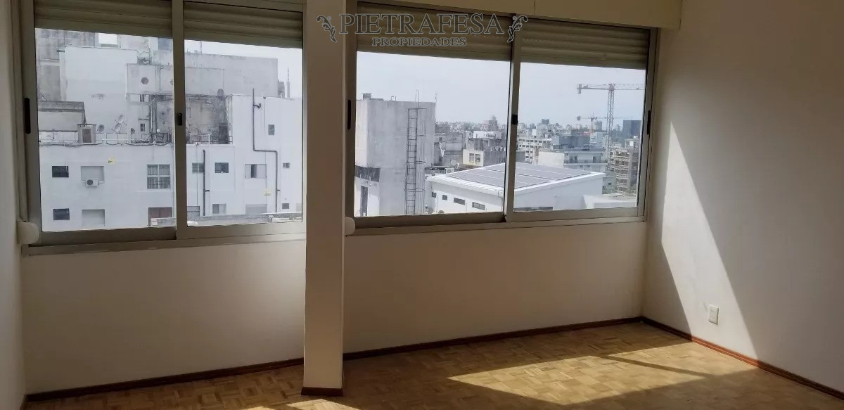 Apartamento ID.7402 - Apartamento en venta 2 dormitorio, 2 baños- Río Negro-Centro