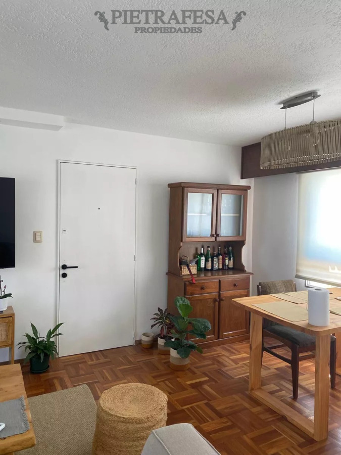 Apartamento ID.10782 - Apto en venta 2 dormitorios, 1 baño y balcón-Malvin 