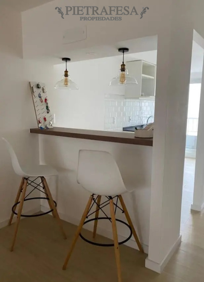 Apartamento ID.10445 - Apto con renta, 2 dormitorios, 1 baño y terraza-Barrio Sur