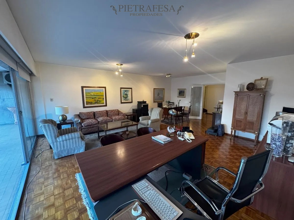 Apartamento ID.13661 - Apto en venta 3 dormitorios, 3 baños, garaje-Pocitos