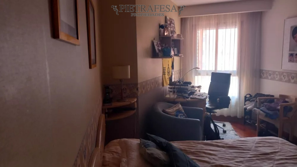 Apartamento ID.8989 - Apto en venta 3 dormitorios, 5 baños, terraza y gaje-Pocitos