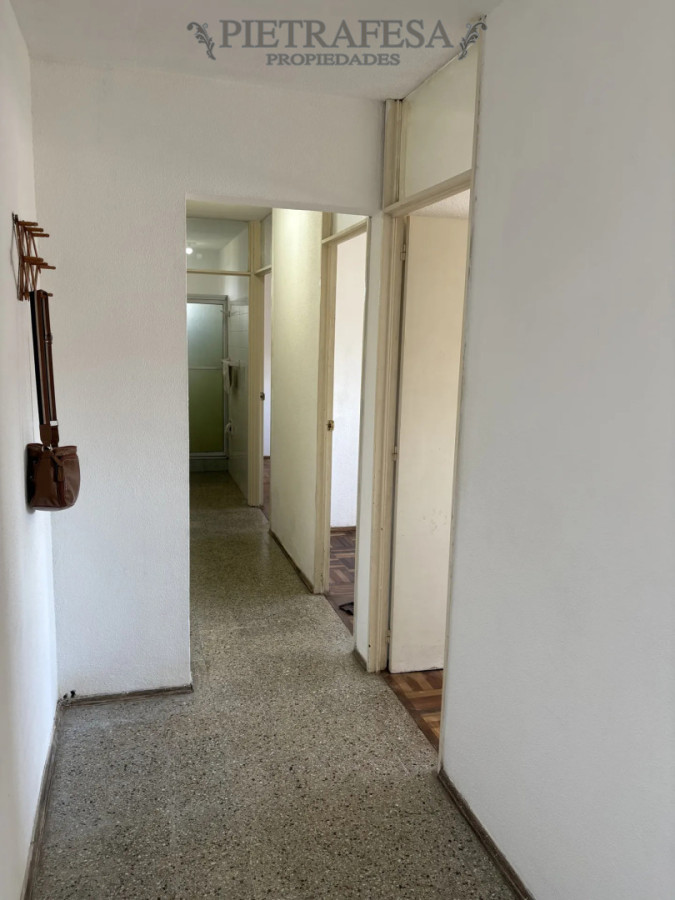 Apartamento ID.15391 - Apartamento en venta, 3 dormitorios, 1 baño, terraza lavadero. Malvin Norte.