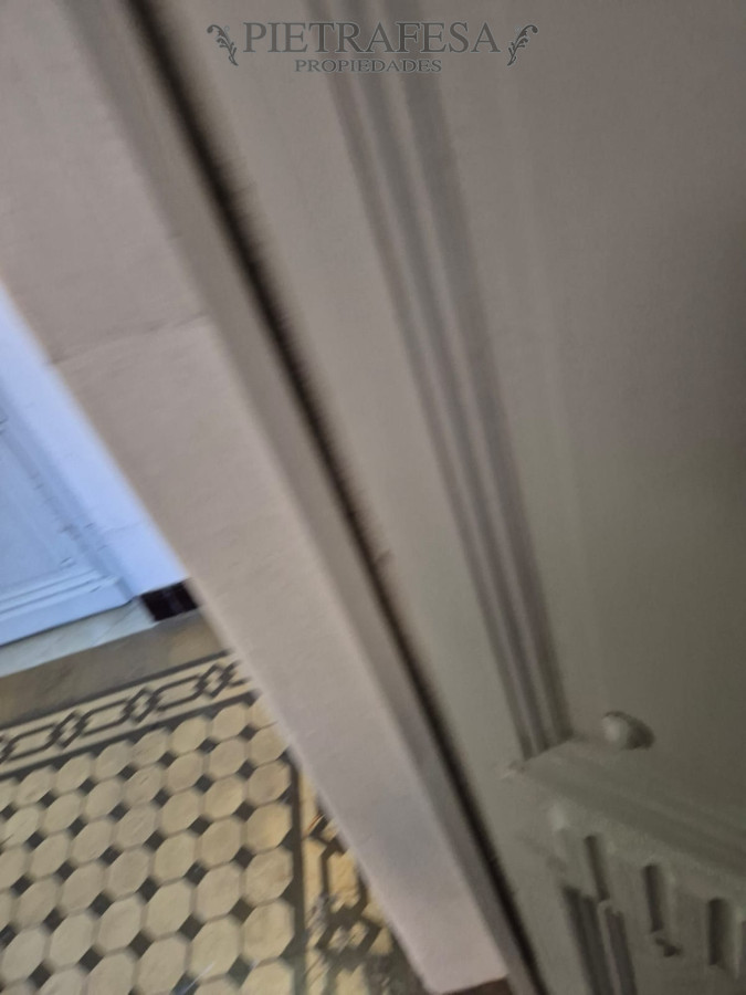 Apartamento ID.3877 - Apartamento en alquiler, 2 dormitorios, 1 baño, patio, Julio Herrera y Obes, Centro.