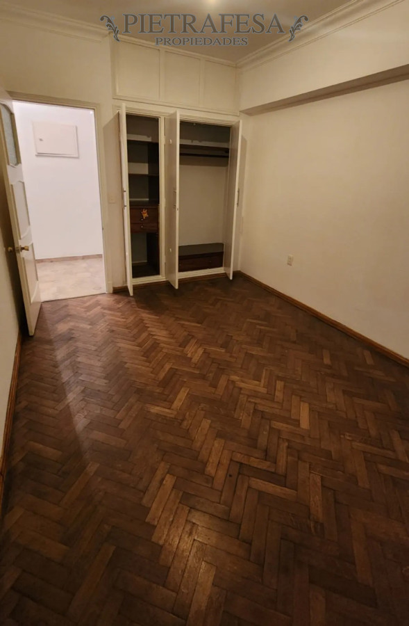 Apartamento ID.10506 - Apto en venta 3 dormitorios, 2 baños, patio-Centro