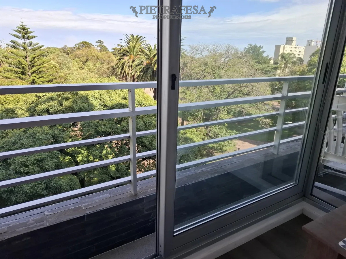 Apartamento ID.14754 - Apto en Alquiler 2 dormitorio, 1 baño, Terraza-Parque Rodo