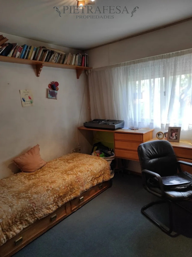 Apartamento ID.5609 - Apartamento amueblado 3 dormitorios, 4 baños, terraza y garaje- Echevarriarza- Pocitos