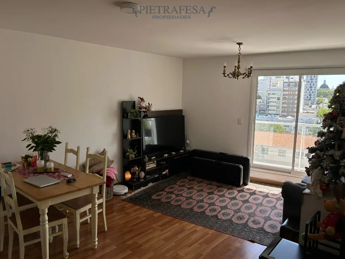 Apartamento ID.8493 - Apartamento en venta con renta 2 dormitorio, 1 baño y garaje- Gaboto- Cordón