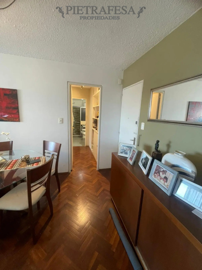 Apartamento ID.15960 - Apartamento en alquiler, 2 dormitorios, 1 baño, terraza lavadero. Centro.