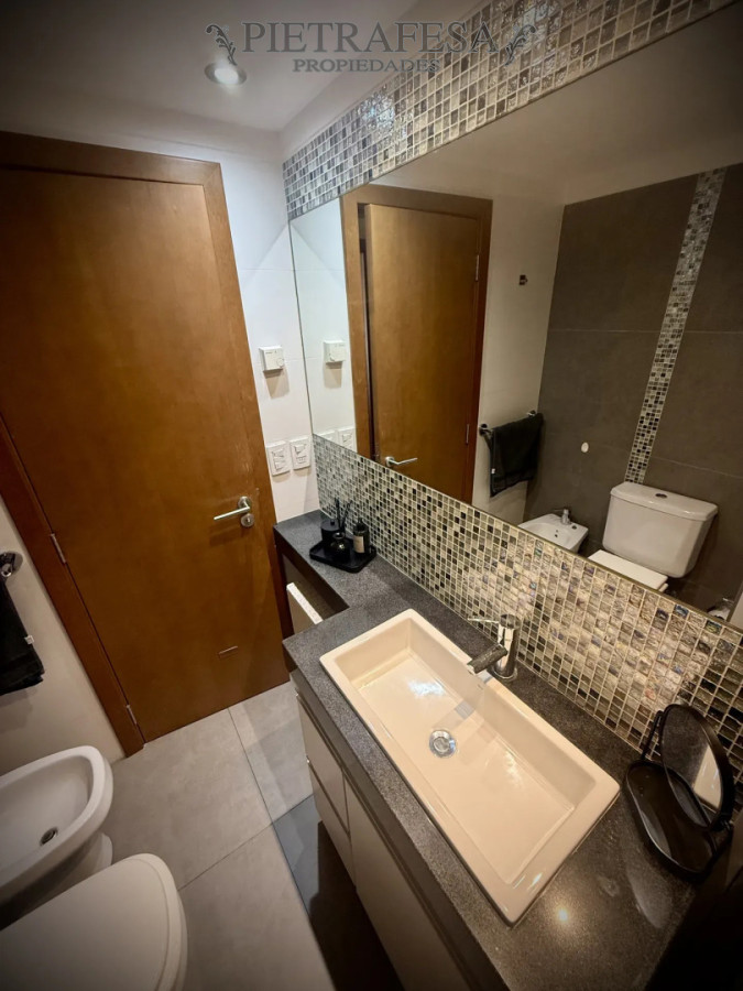 Apartamento ID.15326 - Apartamento en venta, 2 dormitorios, 2 baños, terraza, patio, garaje. Malvin.