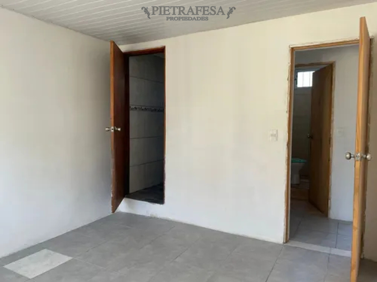 Apartamento ID.13899 - Apartamento en alquiler, 3 dormitorios, 2 baños. Colon.