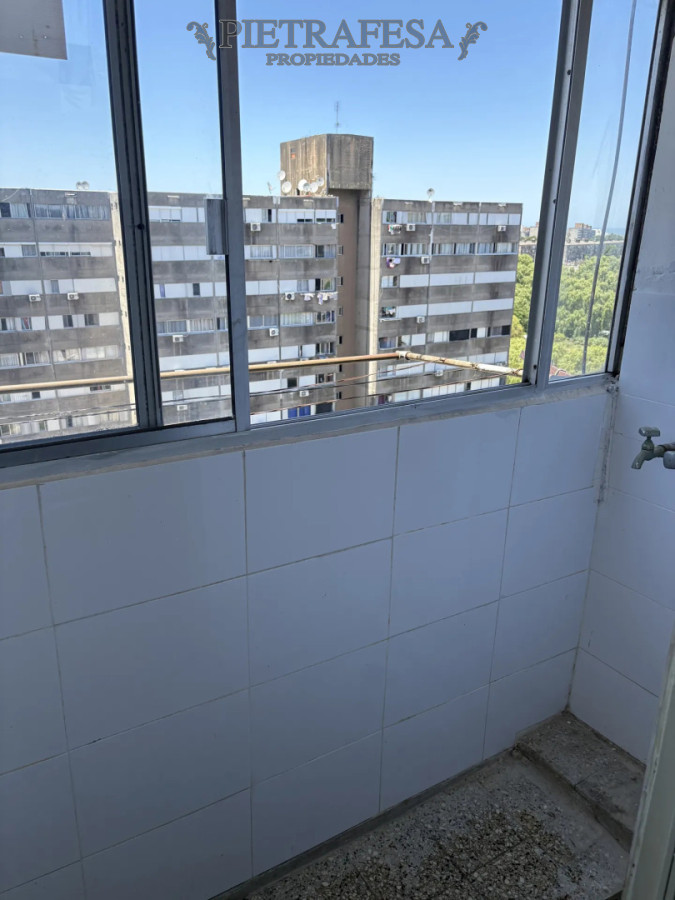 Apartamento ID.15391 - Apartamento en venta, 3 dormitorios, 1 baño, terraza lavadero. Malvin Norte.