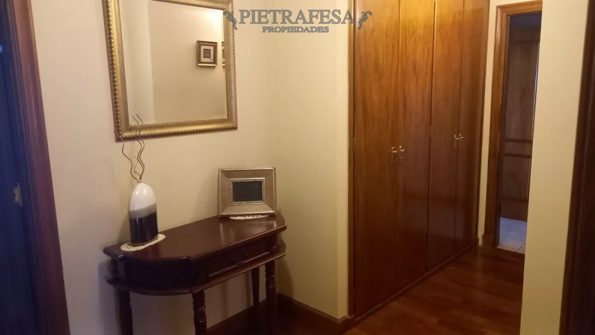 Apartamento ID.8989 - Apto en venta 3 dormitorios, 5 baños, terraza y gaje-Pocitos