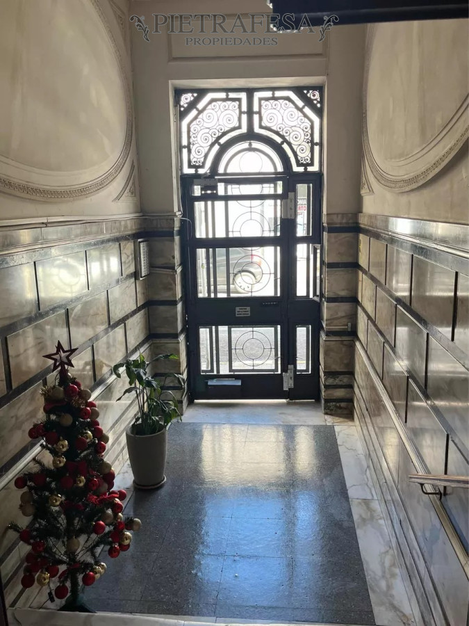 Apartamento ID.12083 - Apto en venta 3 dormitorios, 1 baño-Centro 