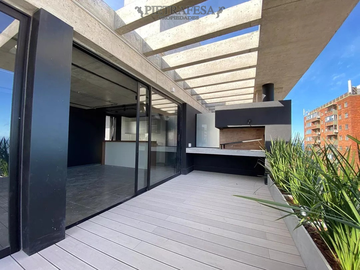 Apartamento ID.12625 - Apto con renta 1 dormitorio, 1 baño, terraza-Barrio Sur