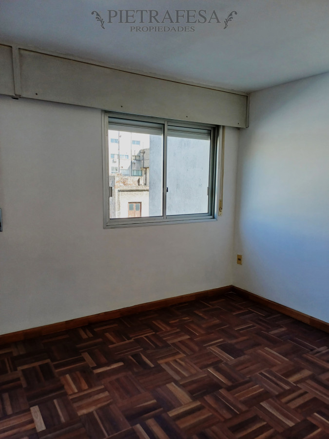 Apartamento ID.9011 - Apartamento en alquiler, Monoambiente, 1 baño, terraza. Centro.