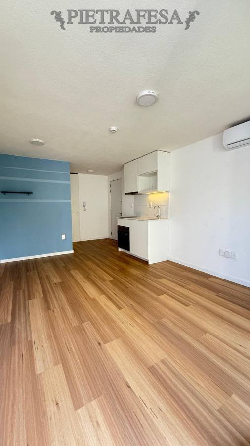 Apartamento ID.3767 - Apartamento en venta monoambiente, 1 baño, patio - Francisco Muñoz - Pocitos