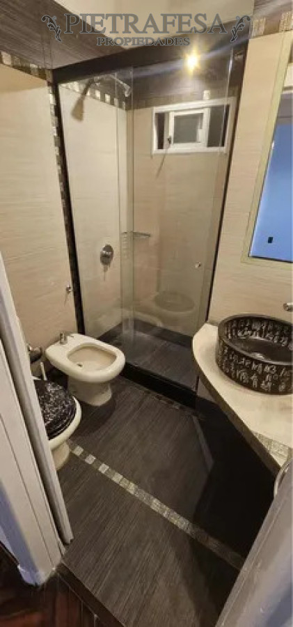 Apartamento ID.14958 - Apartamento en Venta, 2 dormitorios, 1 baño, balcon, azotea. Aguada.