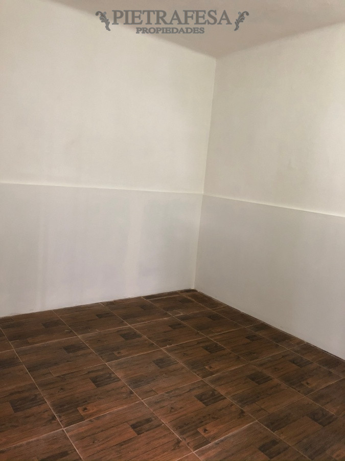 Apartamento ID.5619 - Apartamento con renta 2 dormitorios, 1 baño y patio- Juan Francisco Martínez -Villa Española