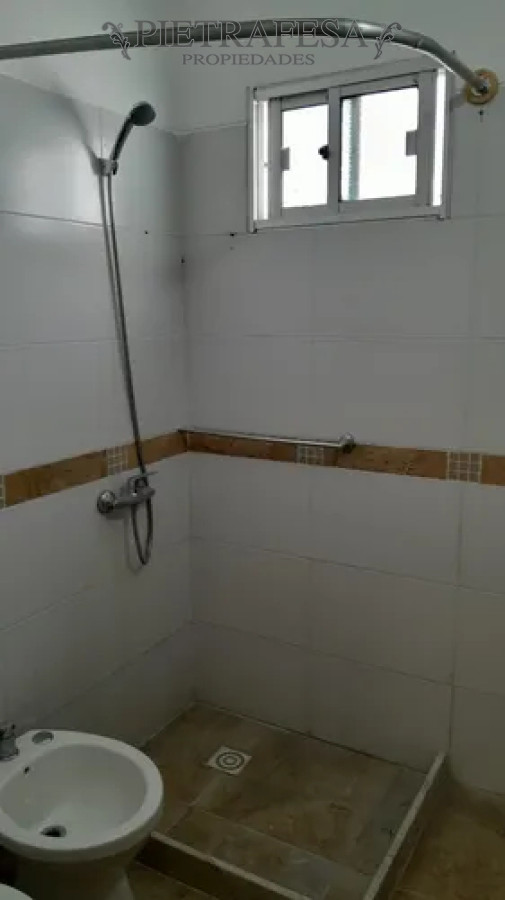 Apartamento ID.13511 - Apartamento en alquiler, 2dormitorios, 1baño, patio. Villa Muñoz.