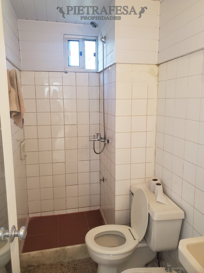 Apartamento ID.2743 - Apartamento en venta con renta 2 dormitorios 1 baño- Euskalerria 71- Malvin Norte