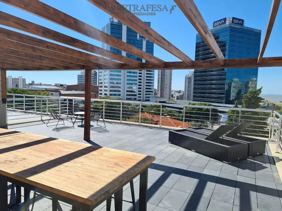 Apartamento ID.7813 - Apartamento en venta, 2 dormitorios, 2 baños, terraza con parrillero y garaje-Marco Bruto, Pocitos.