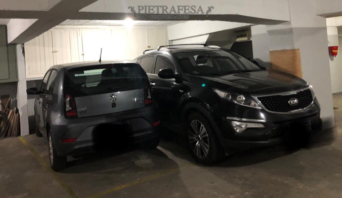 Apartamento ID.4000 - Apartamento Penthouse en venta - 4 dormitorios - 4 baños - garaje x 2 - Chucarro -Pocitos