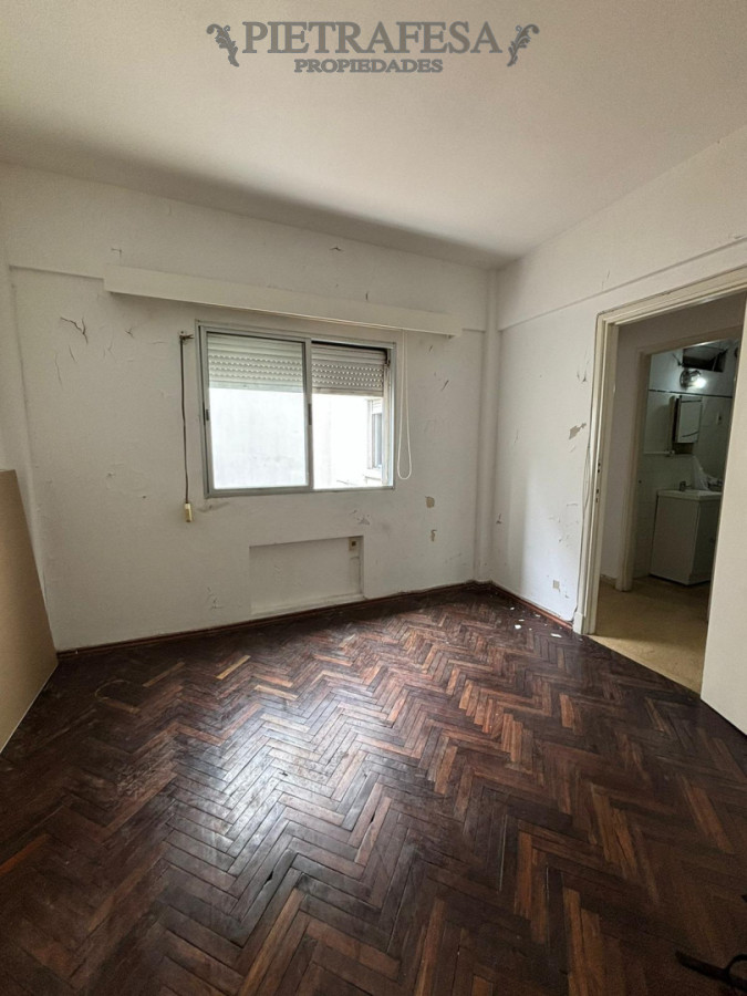 Apartamento ID.15564 - Apartamento en venta, 2 dormitorios, 1 baño. Tres Cruces.