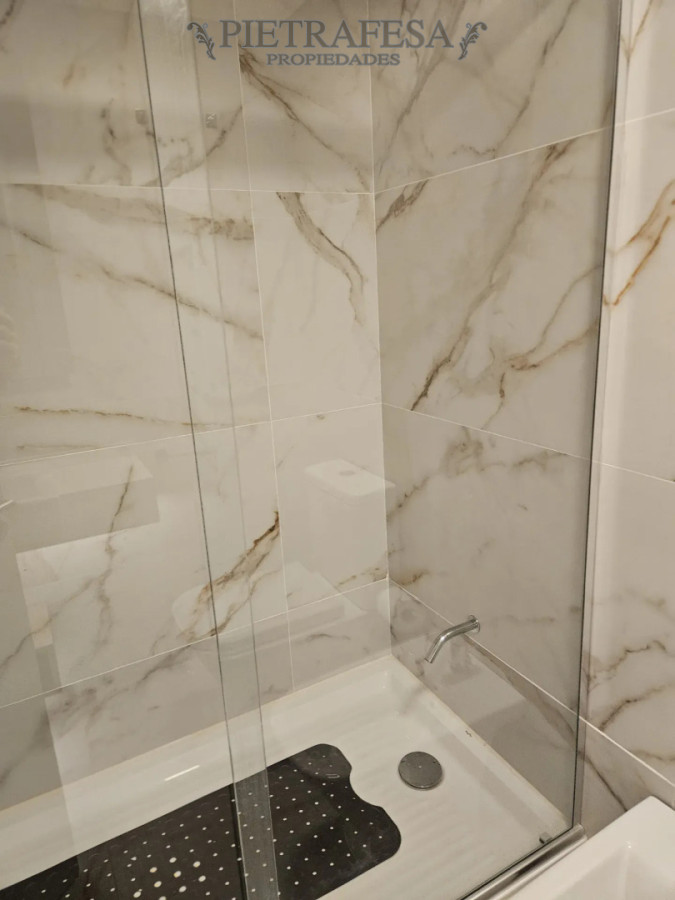 Apartamento ID.15367 - Apartamento en venta, 1 dormitorio, 1 baño, terraza. Amueblado. Pocitos.