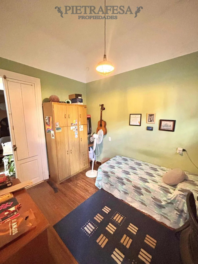 Apartamento ID.13935 - Casa PH en venta en Pocitos, 3 dormitorios, 1 baño, terraza.