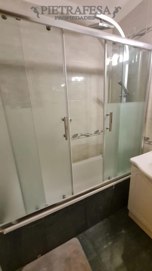 Apartamento ID.12681 - Apartamento en alquiler, 2dormitorios, 1baño, terraza, amueblado. Pocitos.