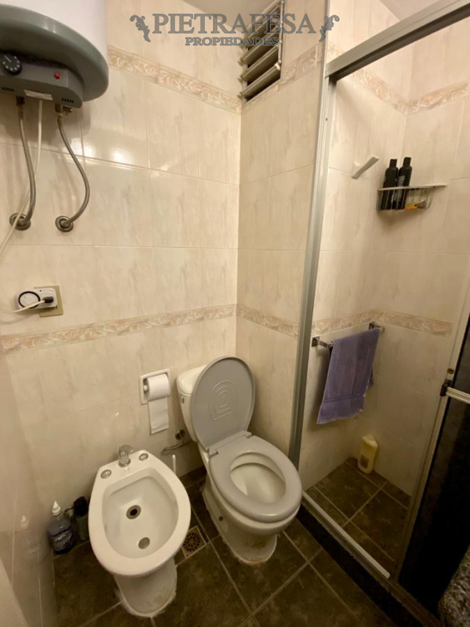 Apartamento ID.5292 - Apartamento en venta 3 dormitorios, 1 baño y garaje- Liber Arce- Buceo