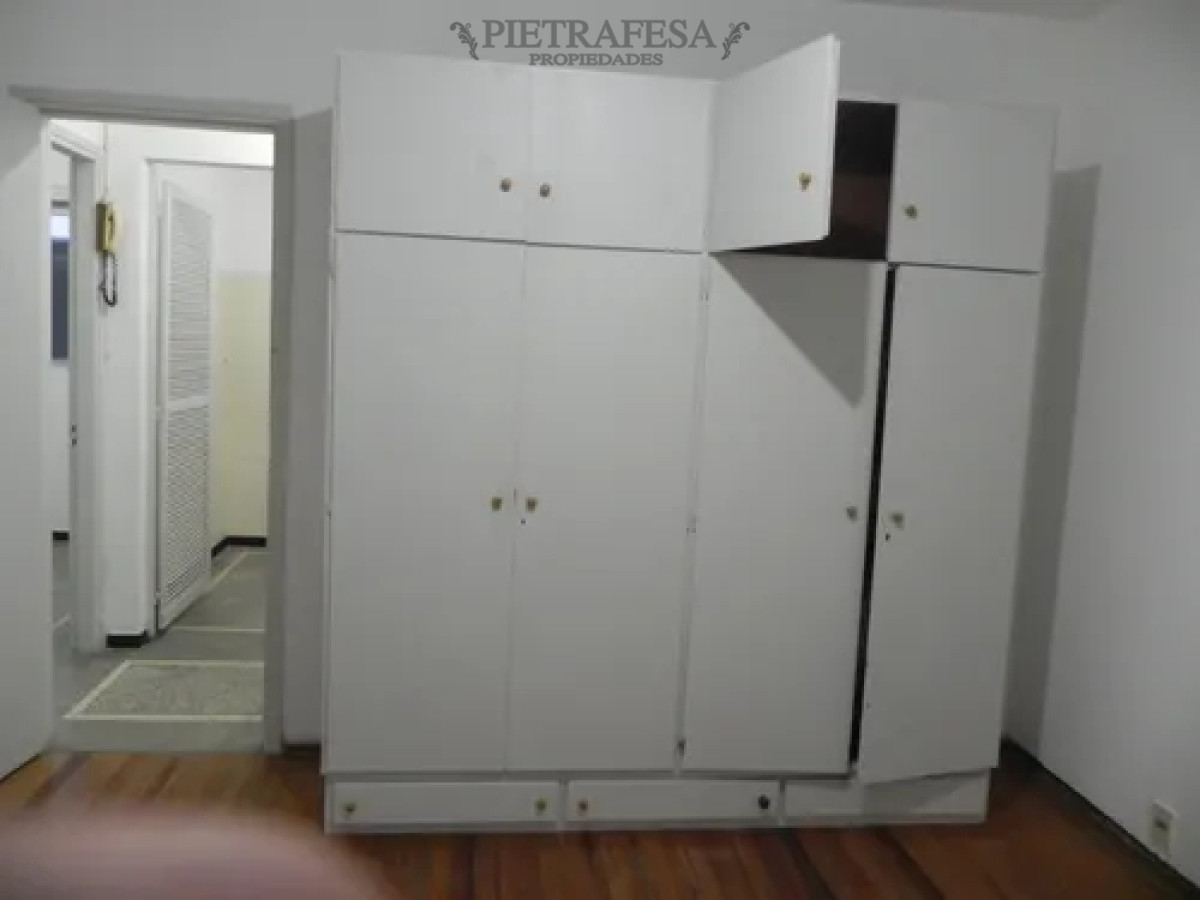 Apartamento ID.13422 - Apartamento en alquiler, 2dormitorios, 1baño. Pocitos.