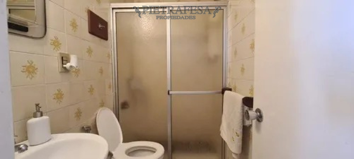 Apartamento ID.2291 - Apartamento en venta 1 dormitorio 1 baño y patio-18 de Julio-Centro
