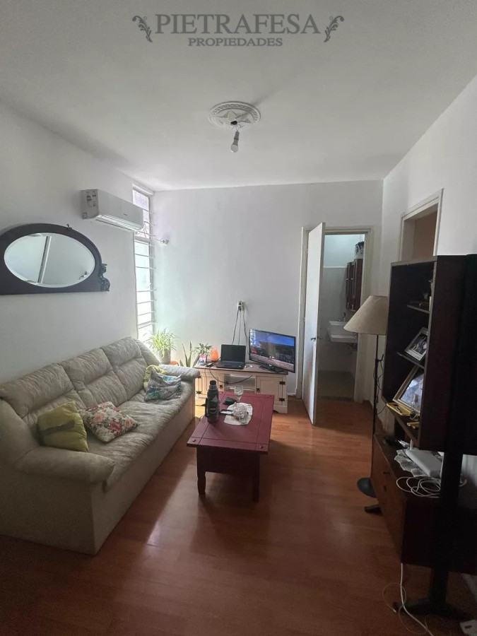 Apartamento ID.11700 - Apto en venta 2 dormitorios, 1 baño, balcón-Centro