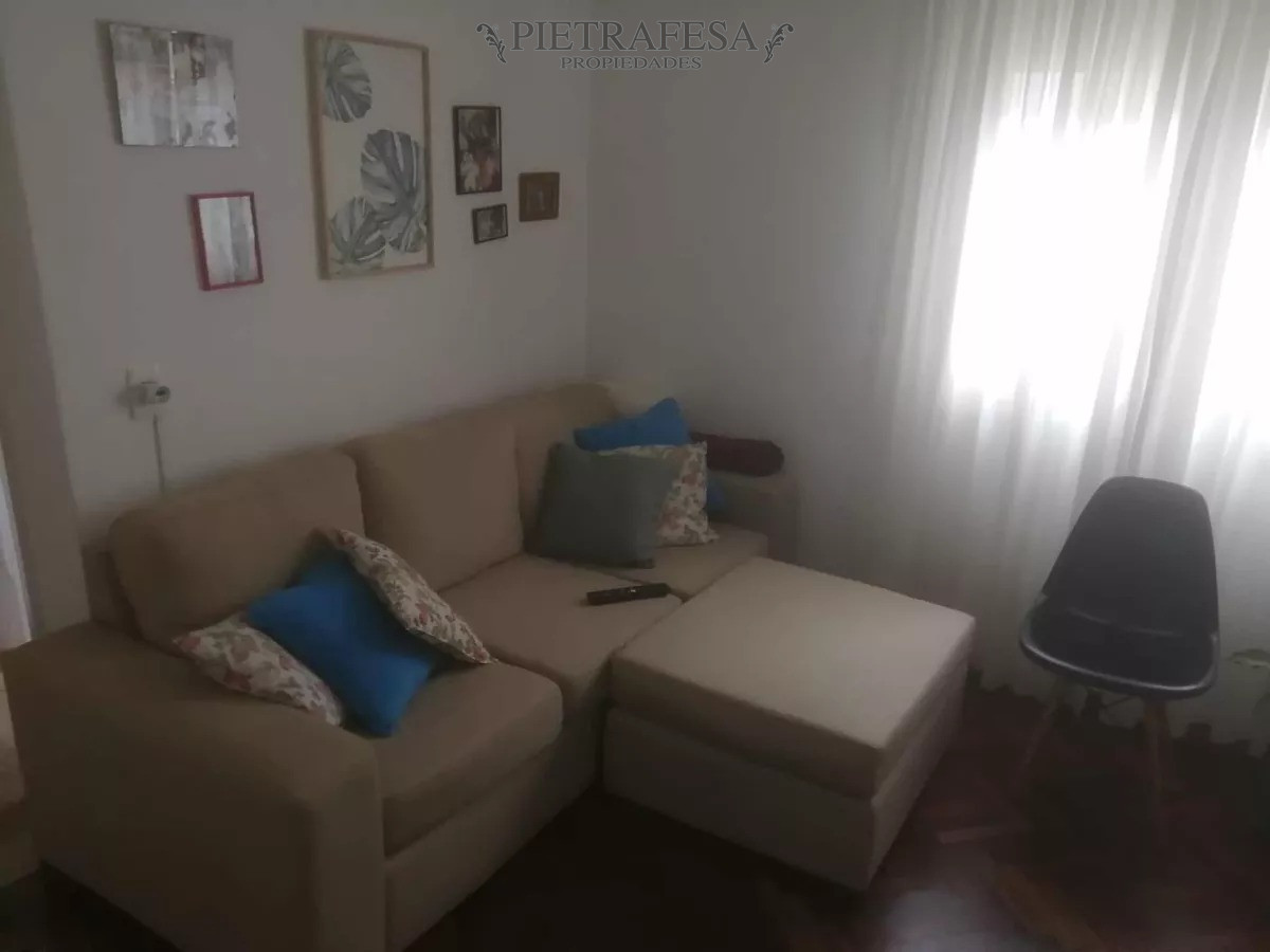 Apartamento ID.12090 - Apto en venta con renta 2 dormitorios, 1 baño -Punta Carretas