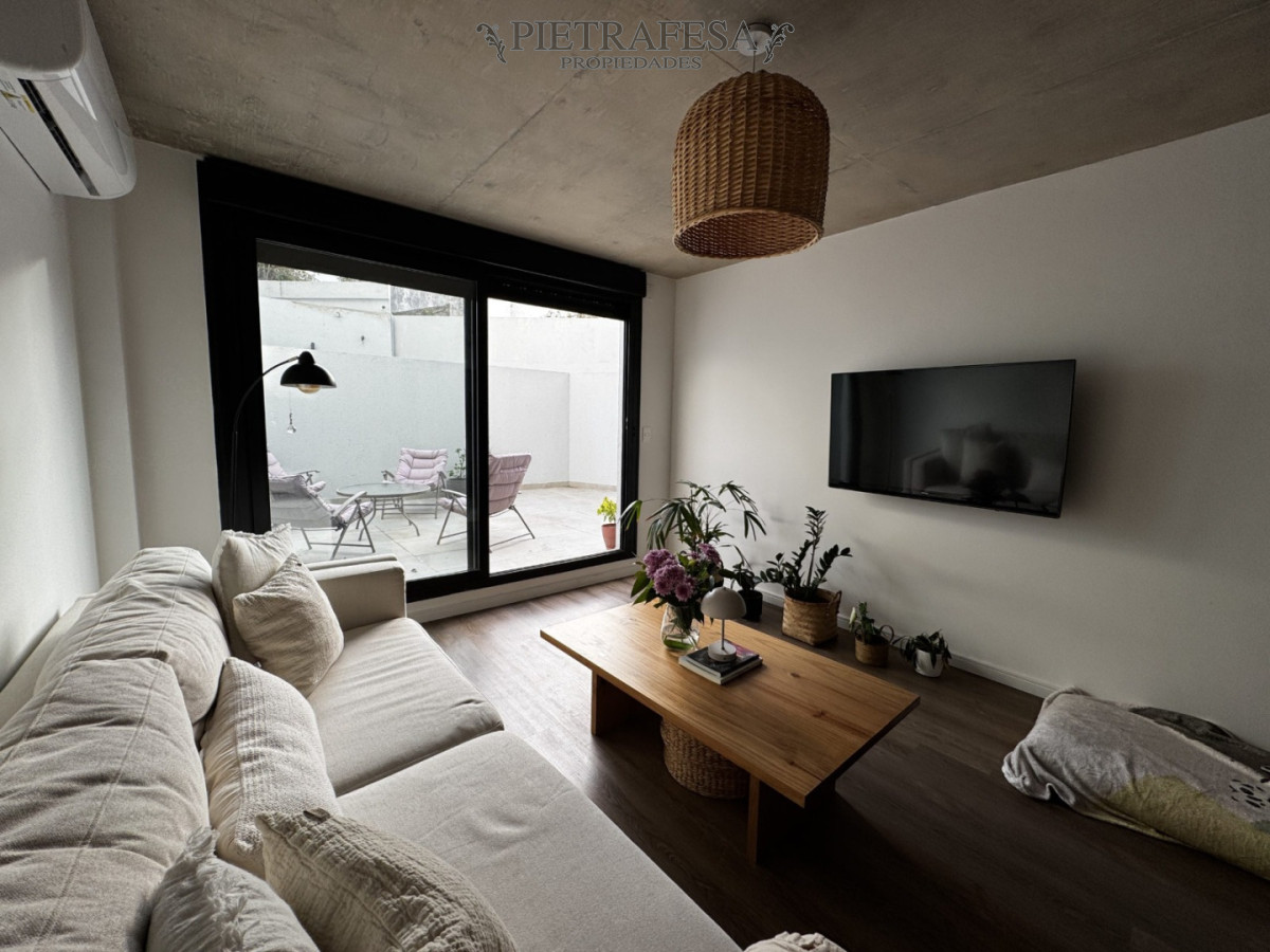 Apartamento ID.14122 - EDIFICIO BULL POCITOS - Avda. Soca y Gestido. 1Dormitorio - CON RENTA