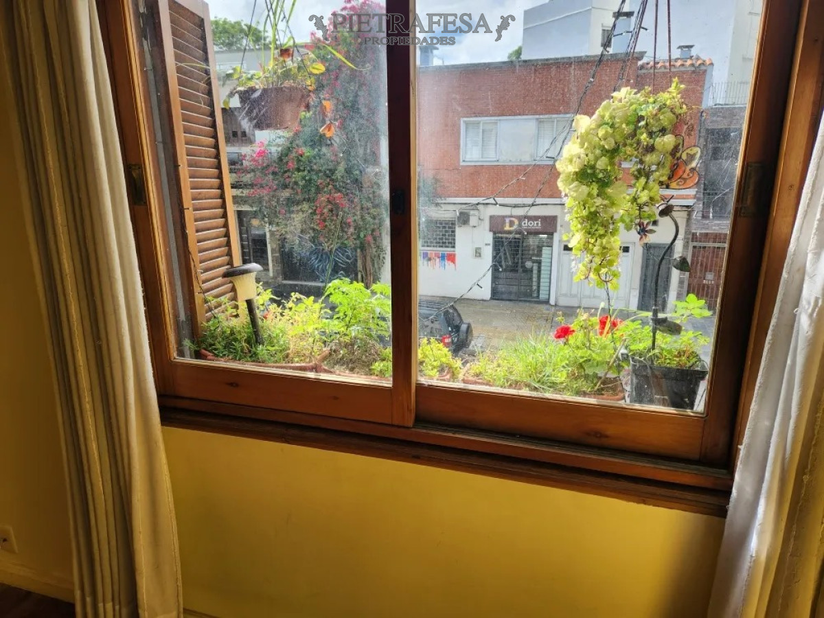 Apartamento ID.14140 - Apartamento en Pocitos - Gestido y Coronel Alegre - 2 Domitorios con grandes placares 