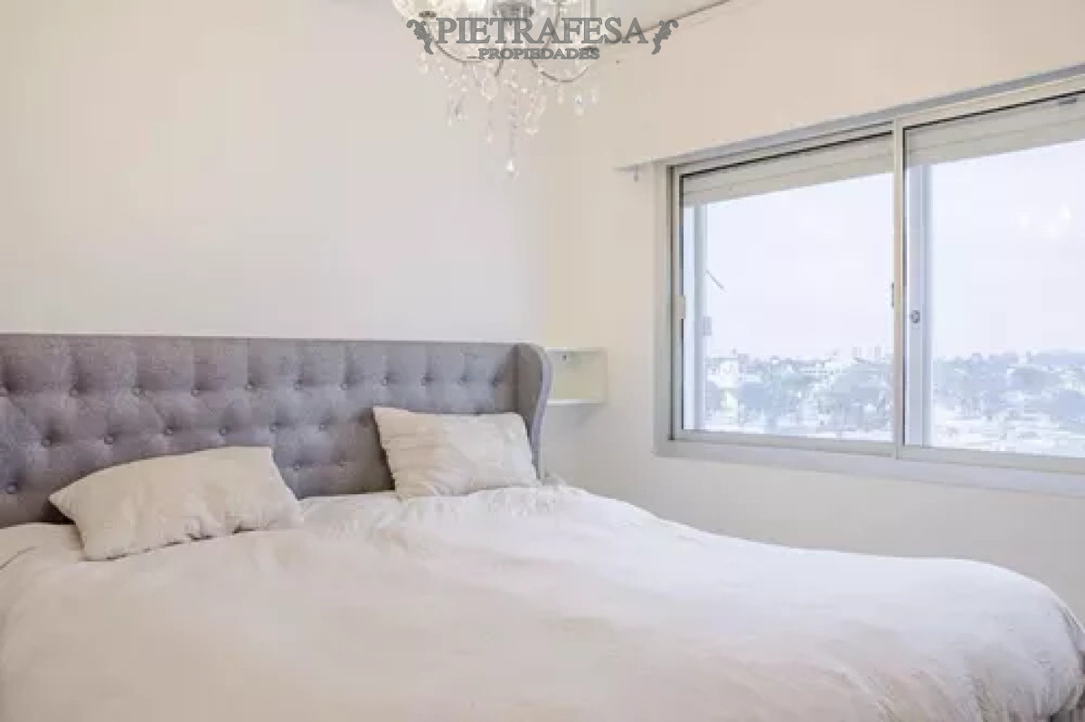 Apartamento ID.12431 - Apartamento en alquiler, 3dormitorios, 2baños, terraza, garaje, amueblado. Malvin.