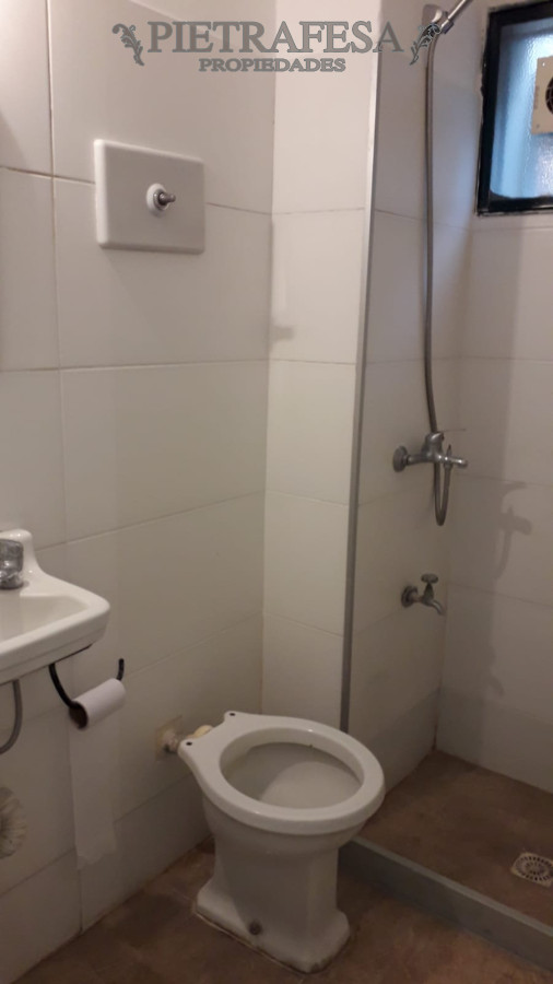 Apartamento ID.1394 - Monoambiente en venta con renta 1 dormitorio - un baño - Barbato - Centro 