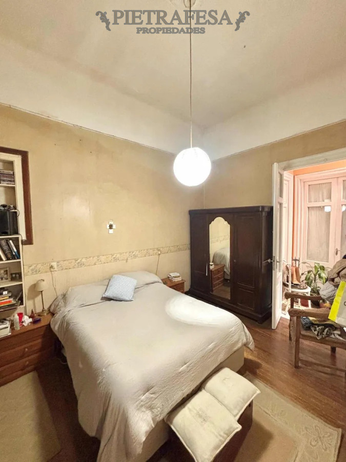 Apartamento ID.13935 - Casa PH en venta en Pocitos, 3 dormitorios, 1 baño, terraza.