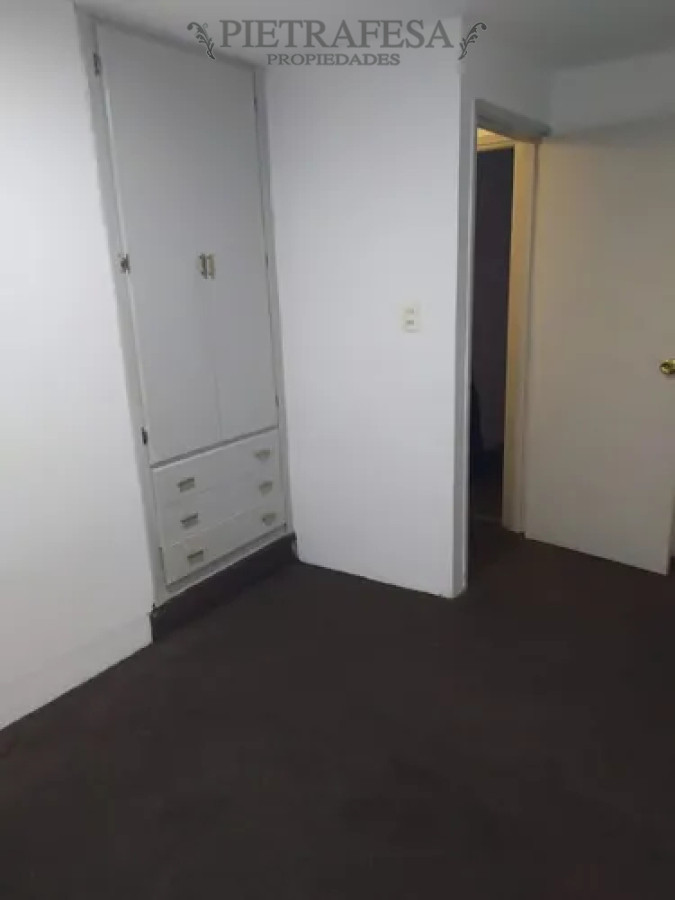 Apartamento ID.13484 - Apartamento en alquiler, 2dormitorios, 1baño, patio. Reducto.