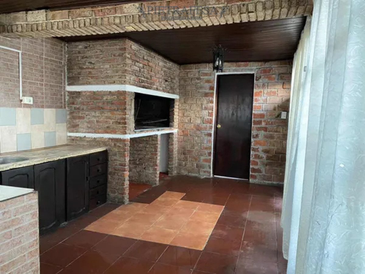Apartamento ID.13910 - Apartamento en alquiler, 2dorm, 1 baño. La Teja.