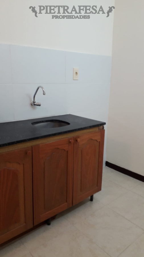 Apartamento ID.1394 - Monoambiente en venta con renta 1 dormitorio - un baño - Barbato - Centro 