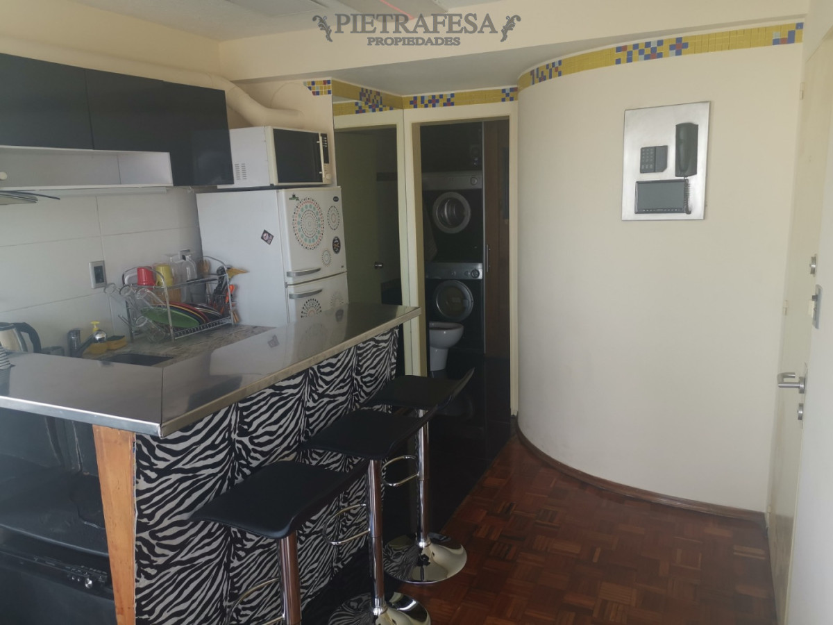 Apartamento ID.15945 - Penthouse con terraza de 30 m² y vista panorámica, totalmente equipado