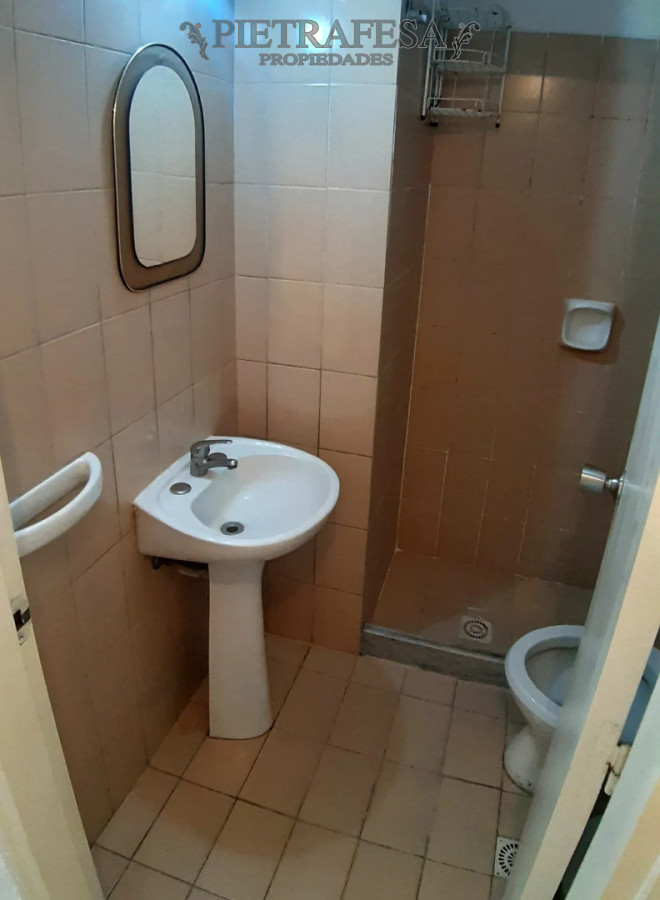 Apartamento ID.16512 - Venta de apartamento, monoambiente, 1 baño CON RENTA . Cordón 
