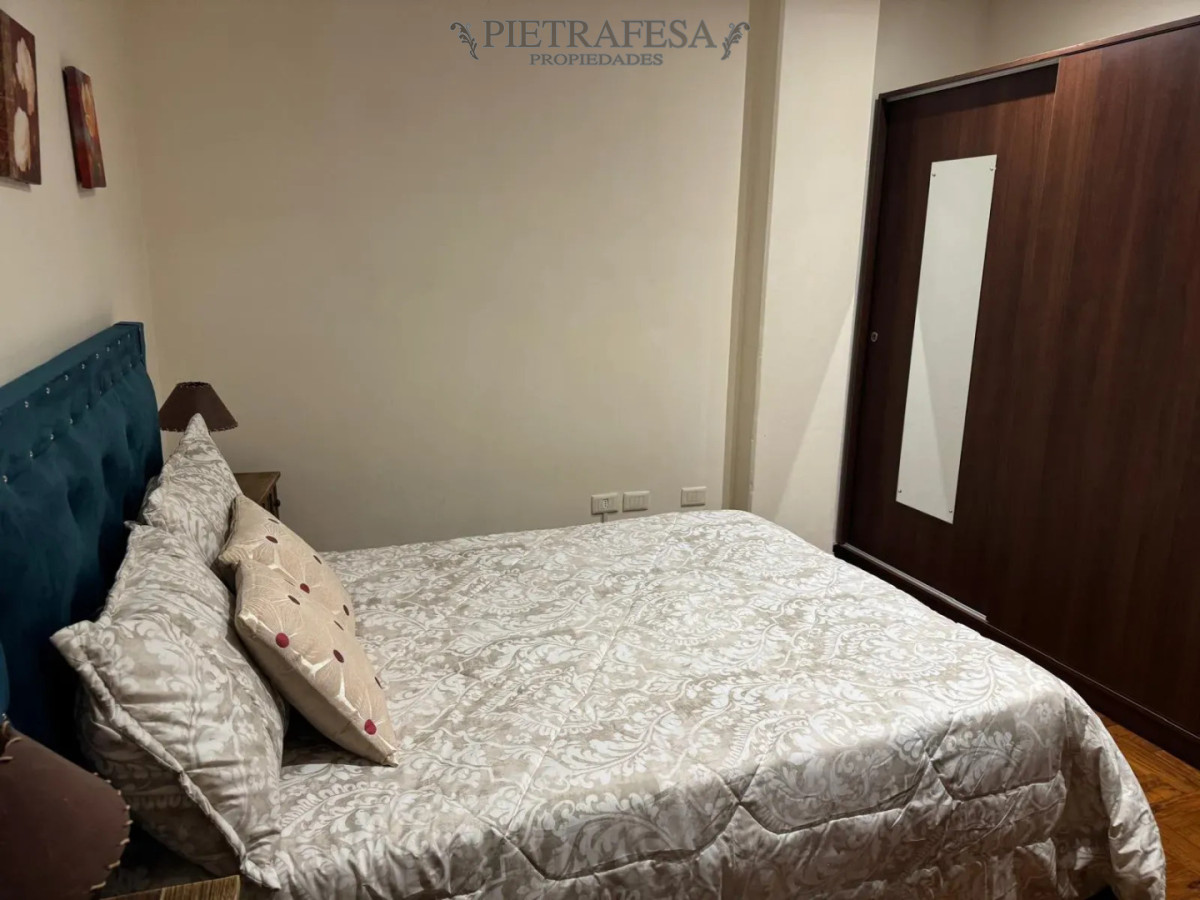 Apartamento ID.15715 - Apartamento en venta, 3 dormitorios, 1 baño. Centro.