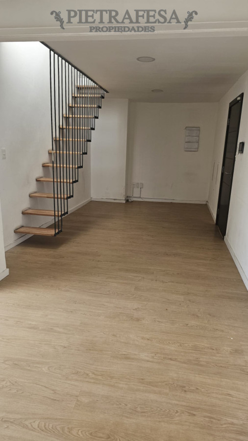 Apartamento ID.8119 - Apartamento en alquiler, 1 dormitorios, 1 baño y patio-Magallanes- Palermo