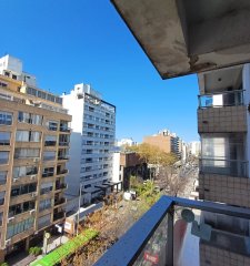 Apartamento en venta, 2 dormitorios, 2 baños, terraza, garaje - Punta Carretas