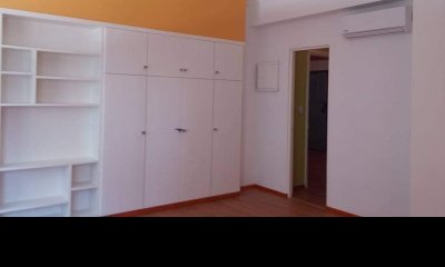 Apartamento en venta con renta 1 dormitorio, 1 baño-  Av. del Libertador-Centro